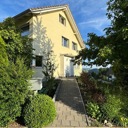 Villa Modern Ufhusen Eksteriør billede